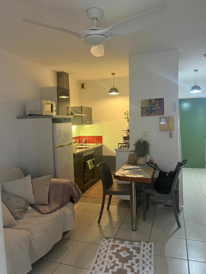 Апартаменти P'Tit Cosy St Denis - Centre Сен-Дені Екстер'єр фото